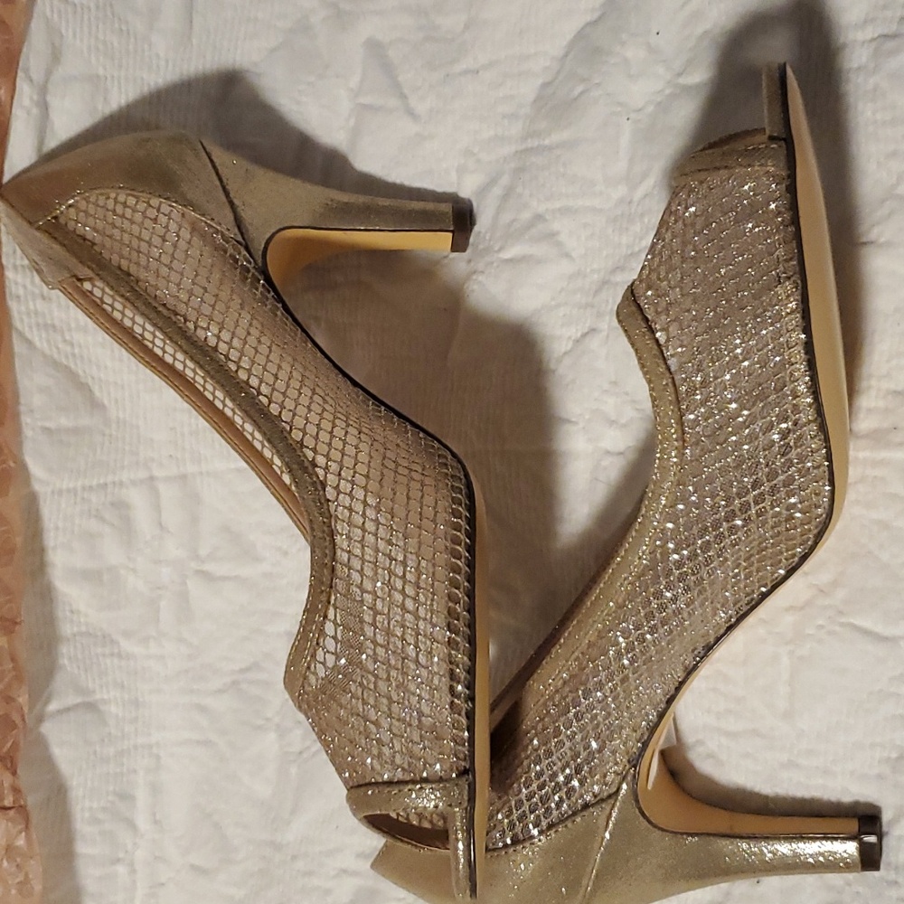 I Miller Womens Fiza Peep Toe Cone Heel Pumps - Picture 6 of 8